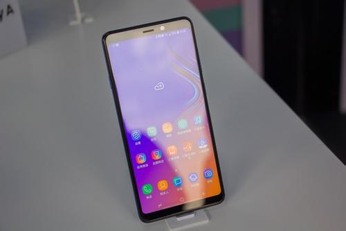 三星a9s将联系人添加到侧屏面板详细操作步骤