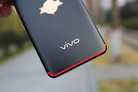 vivo APEX是什么？ vivo APEX怎么样啊？