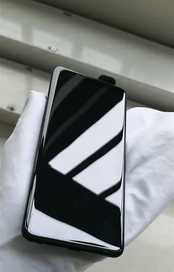 华为P20保时捷版配置如何 华为P20保时捷版是否值得购买