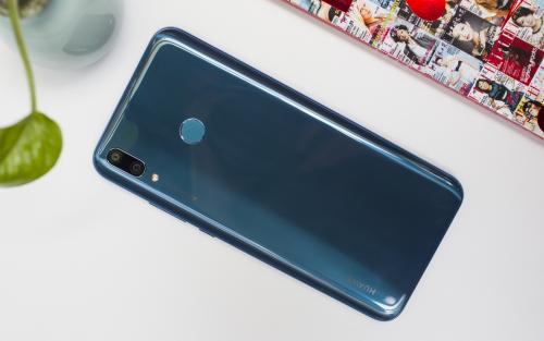 华为畅享9中zm 分屏 具体操作步骤