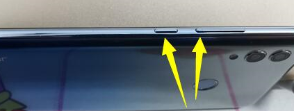 荣耀10青春版进行截图具体方法介绍