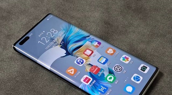 三星s21+和华为mate40pro哪个好介绍