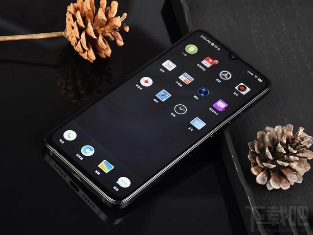 坚果pro3和小米9哪个好？小米9和坚果pro3区别对比