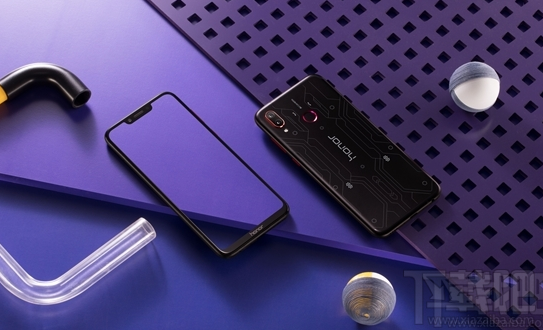 小米8SE和荣耀Play有什么区别，哪个好，更值得买？