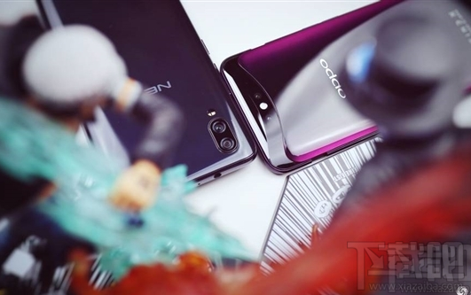 vivoNEX旗舰版和OPPOFindX兰博基尼版区别对比，哪个好，更值得买？