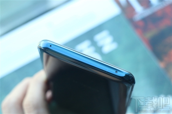 OPPO FindX好不好看，FindX和iPhoneX外观对比