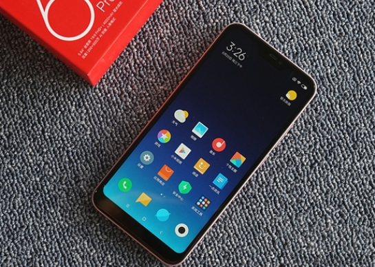 红米6 Pro开箱照曝光