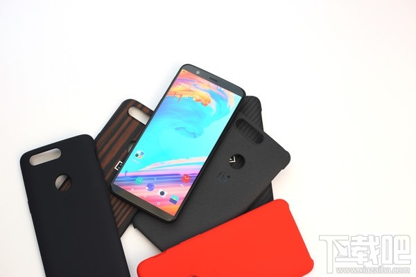 一加5T值得买吗？一加5T手机全面评测