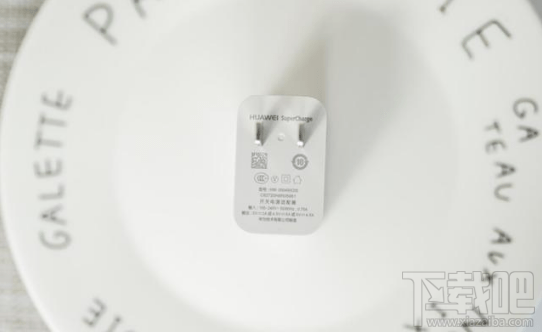 华为mate10国行版怎么样？华为mate10国行版配置体验介绍