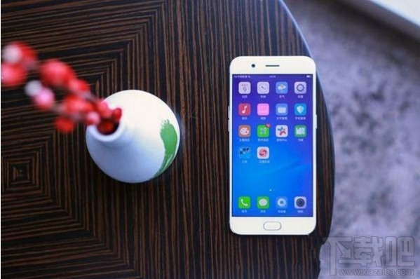 oppoa77和oppor11哪个好？oppoa77和oppor11区别对比