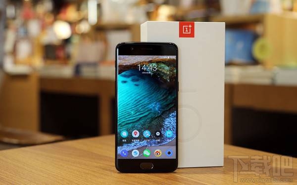 2500元买什么手机好？2500左右手机推荐2017