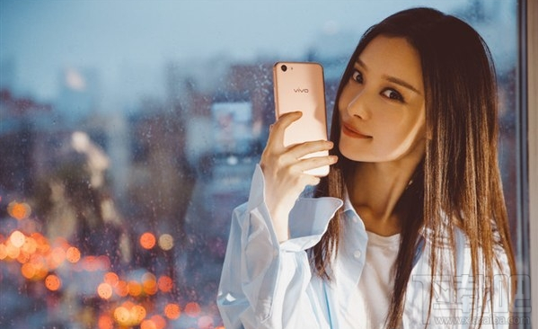 vivo x9s和oppo r9s哪款好?