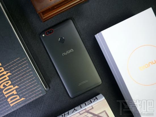 努比亚Z17mini多少钱？值不值得买？