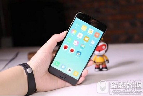 小米6陶瓷和玻璃区别是什么 小米6玻璃版和陶瓷版对比评测
