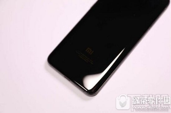 小米6陶瓷和玻璃区别是什么 小米6玻璃版和陶瓷版对比评测