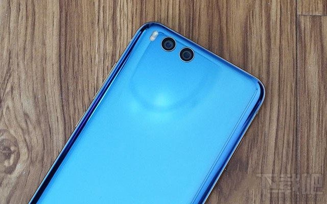 一加3T和小米6哪个好？小米6和一加3T区别对比评测