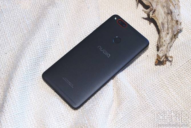 努比亚Z17mini值得买吗?努比亚Z17mini优缺点介绍