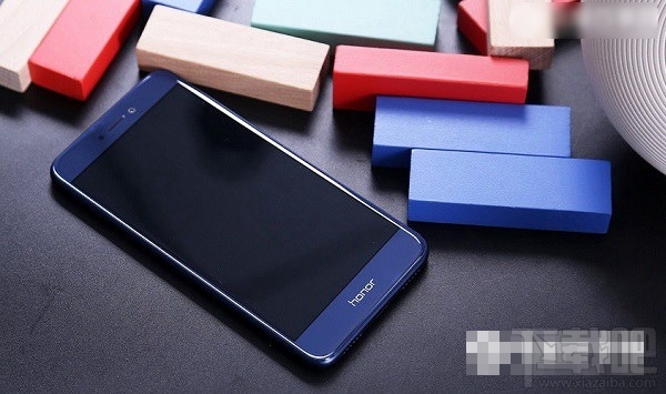 华为nova青春版和荣耀8青春版哪个好？华为nova青春版和荣耀8青春版区别对比