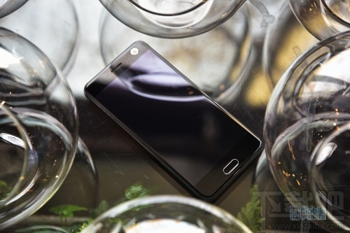 中兴V8怎么样?中兴BladeV8手机可以吗?