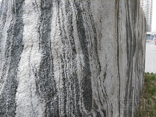 中兴V8怎么样?中兴BladeV8手机可以吗?