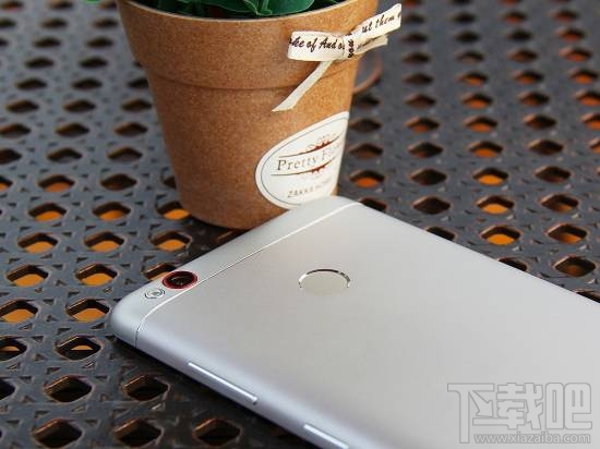 努比亚N1怎么样？nubia N1手机配置参数介绍