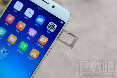 oppo r9不关机取卡可以吗？oppo r9怎么取卡？