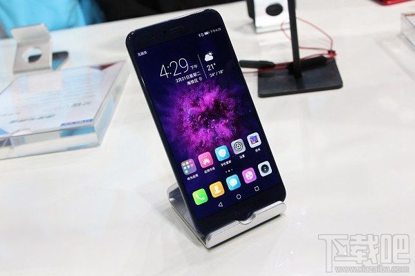 荣耀V9和荣耀8买哪个好?华为荣耀v9和荣耀8区别对比评测