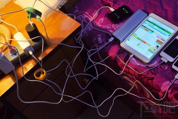 手机充电时充电器过热怎么办？手机充电时充电器过热解决方法