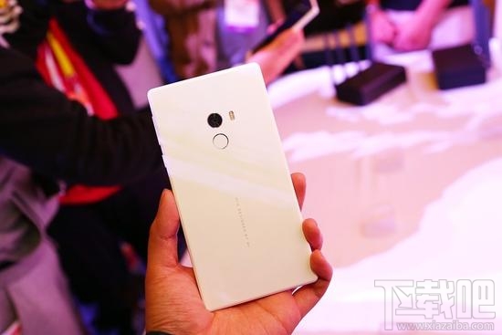 小米mix白色版怎么样？小米mix白色版配置参数介绍