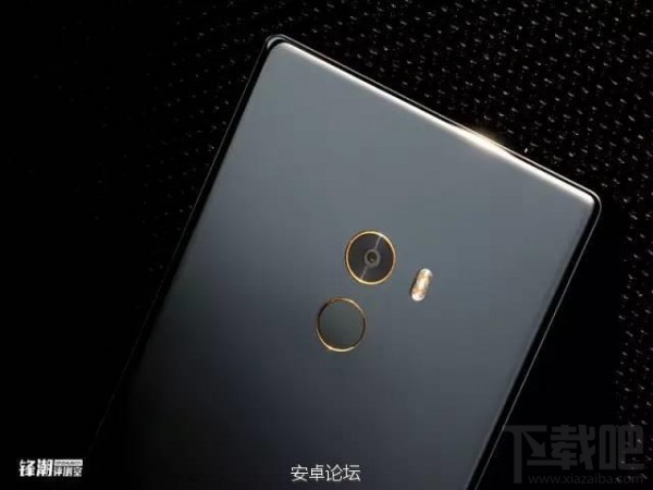 小米MIX白色版怎么样？小米MIX白色和黑色对比图鉴
