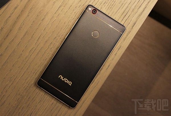 努比亚nubia Z11白金版和黑金版区别是什么？