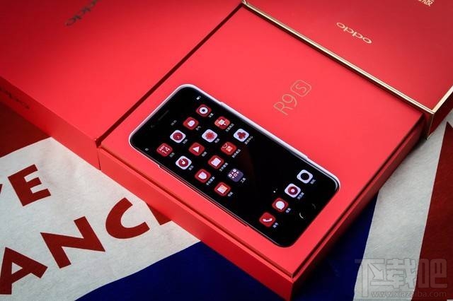 OPPOR9s新年特别版好看吗？OPPO R9s新年特别版真机图赏