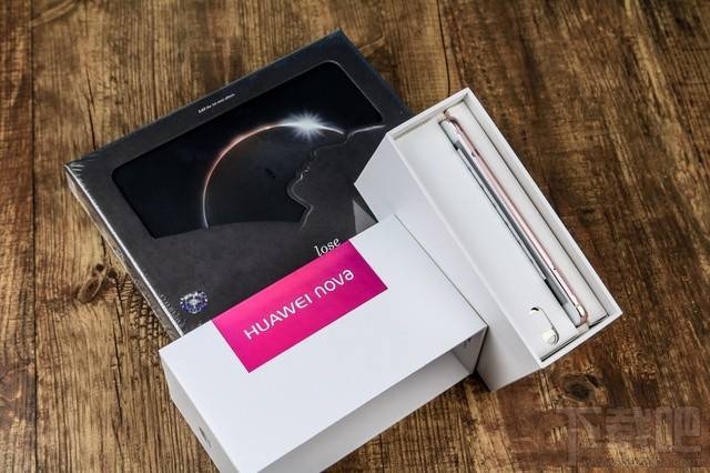 华为nova张艺兴定制版怎么样?华为nova张艺兴定制版和普通版区别