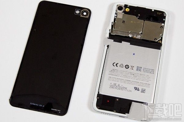 魅蓝X后盖怎么打开？魅蓝X后盖打开方法