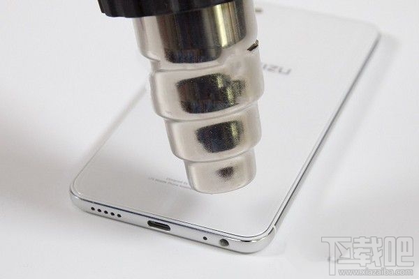 魅蓝X后盖怎么打开？魅蓝X后盖打开方法