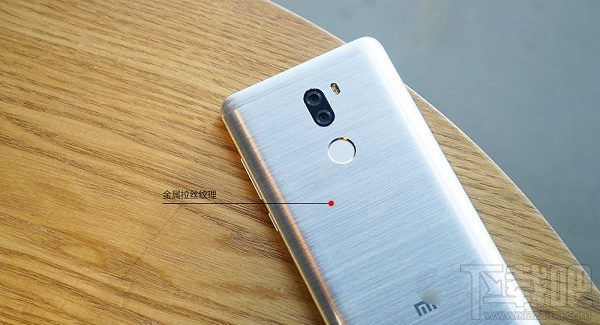 联想zuk edge和小米5splus哪个好？zuk edge与小米5splus区别对比评测