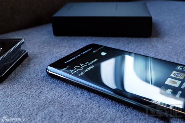 华为Mate9保时捷版有什么配件?华为Mate9保时捷真机开箱图赏