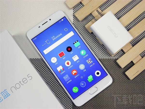 魅蓝Note5有什么颜色？魅蓝Note5黑色和白色图赏