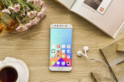 华为Mate9/vivoX9/小米5S plus/360Q5 Plus哪个好？国产双摄像头手机推荐