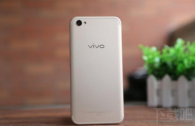 vivo X9有几个版本？vivo X9标准版和高配版区别对比