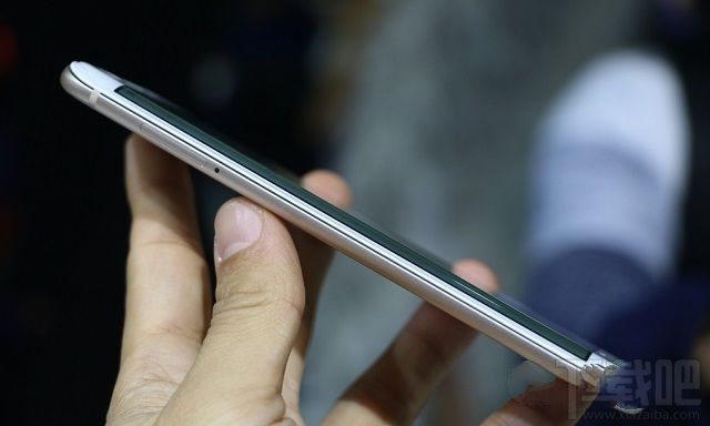 vivo Xplay6怎么样？vivo Xplay6参数配置与真机图赏