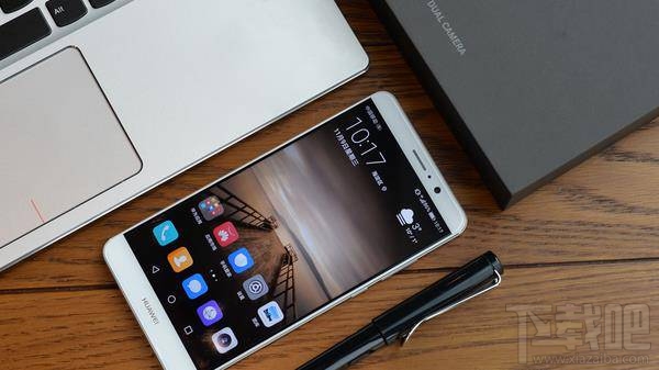 华为mate9陶瓷白好看吗？华为mate9白色和黑色哪个颜色好看？