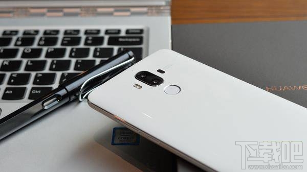 华为mate9陶瓷白好看吗？华为mate9白色和黑色哪个颜色好看？