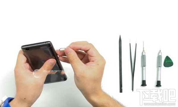 小米5s怎么打开后盖 小米5s后盖拆解教程
