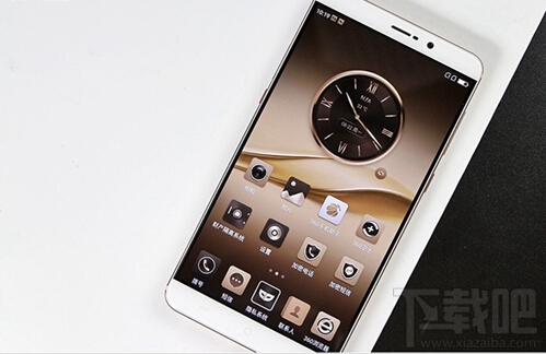 360手机q5plus有几个版本 360手机q5plus标准版和行政版区别