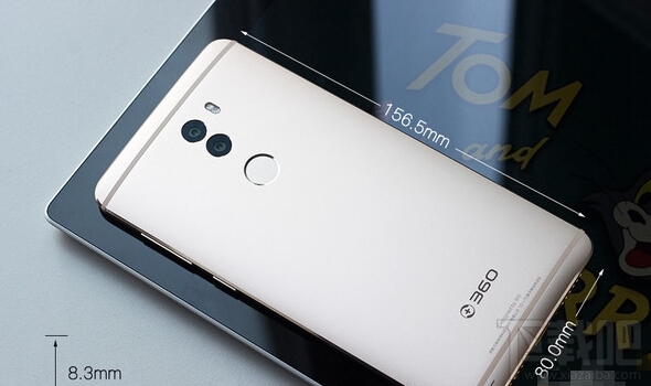 360手机q5plus有几个版本 360手机q5plus标准版和行政版区别