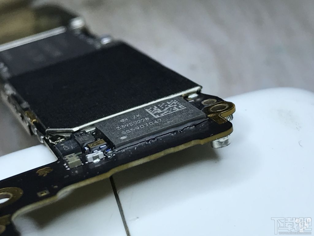 iPhone 6 Plus花屏是怎么回事？iPhone 6 Plus wifi打不开怎么办？