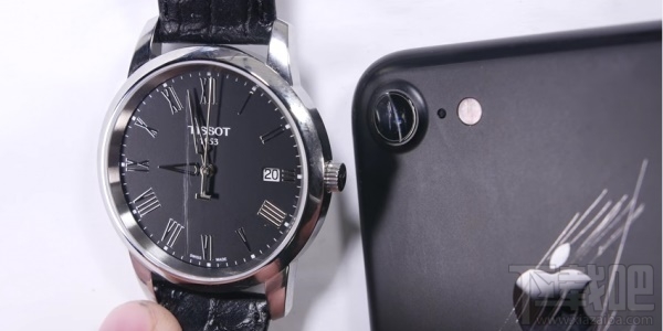 iPhone7镜头是蓝宝石吗？iPhone7镜头好吗？