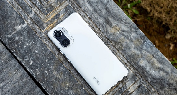 红米k60pro是全面屏吗
