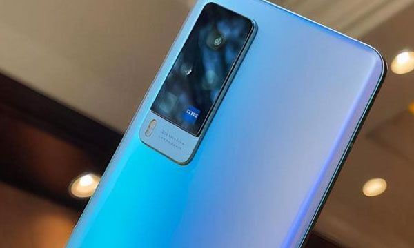 vivo手机一半黑屏一半正常